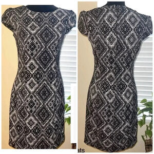 🆓H&M Cap Sleeve Dress🆓